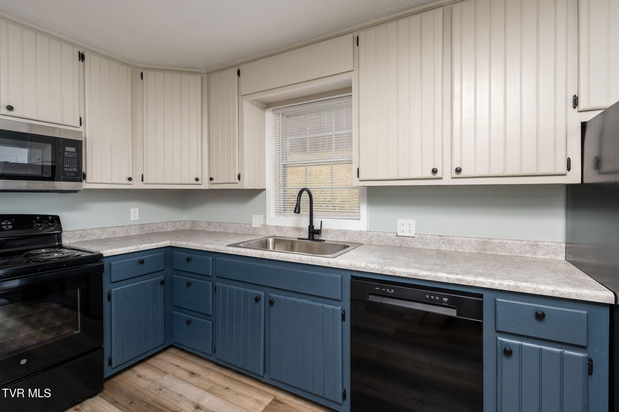 6672 Roan Creek Road Butler, TN 37640 - Photo 50 of 163 DSC00382-Edit