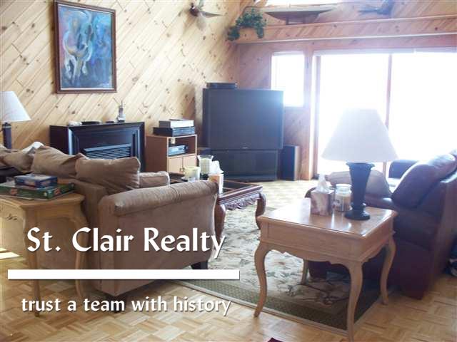1698 Castleview Gladwin, MI 48624 - Photo 2 of 27