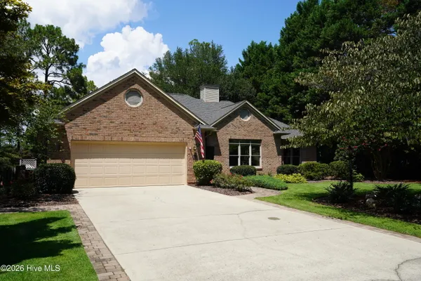$625,000 | 10 Eldorado Lane, Pinehurst, NC 28374