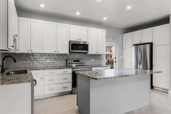 $1,799 | 151 North Orlando Avenue, Unit 101, Winter Park, FL 32789