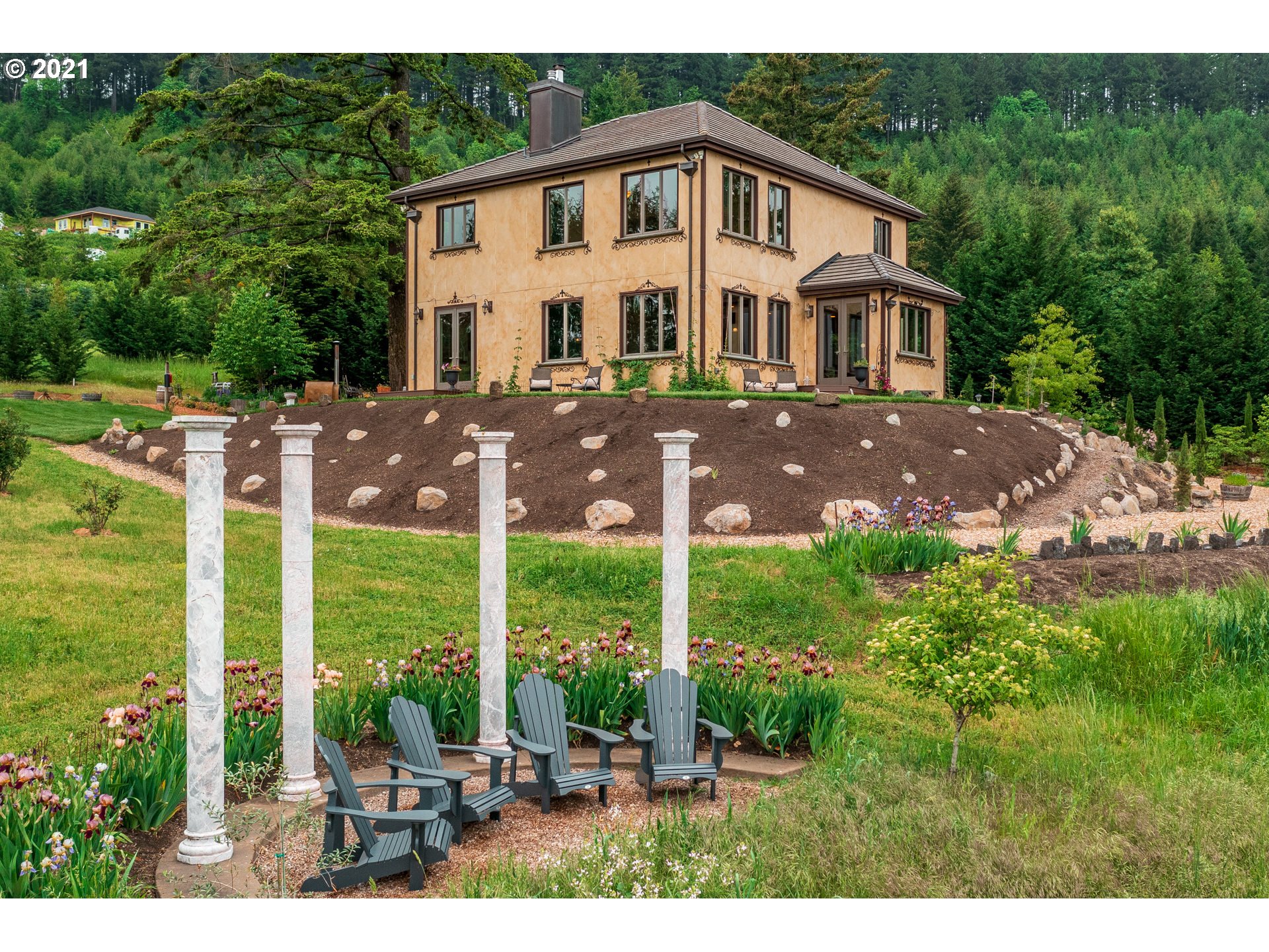 24015 Southwest Guenther Road Hillsboro, OR 97123 - Photo 3 of 32