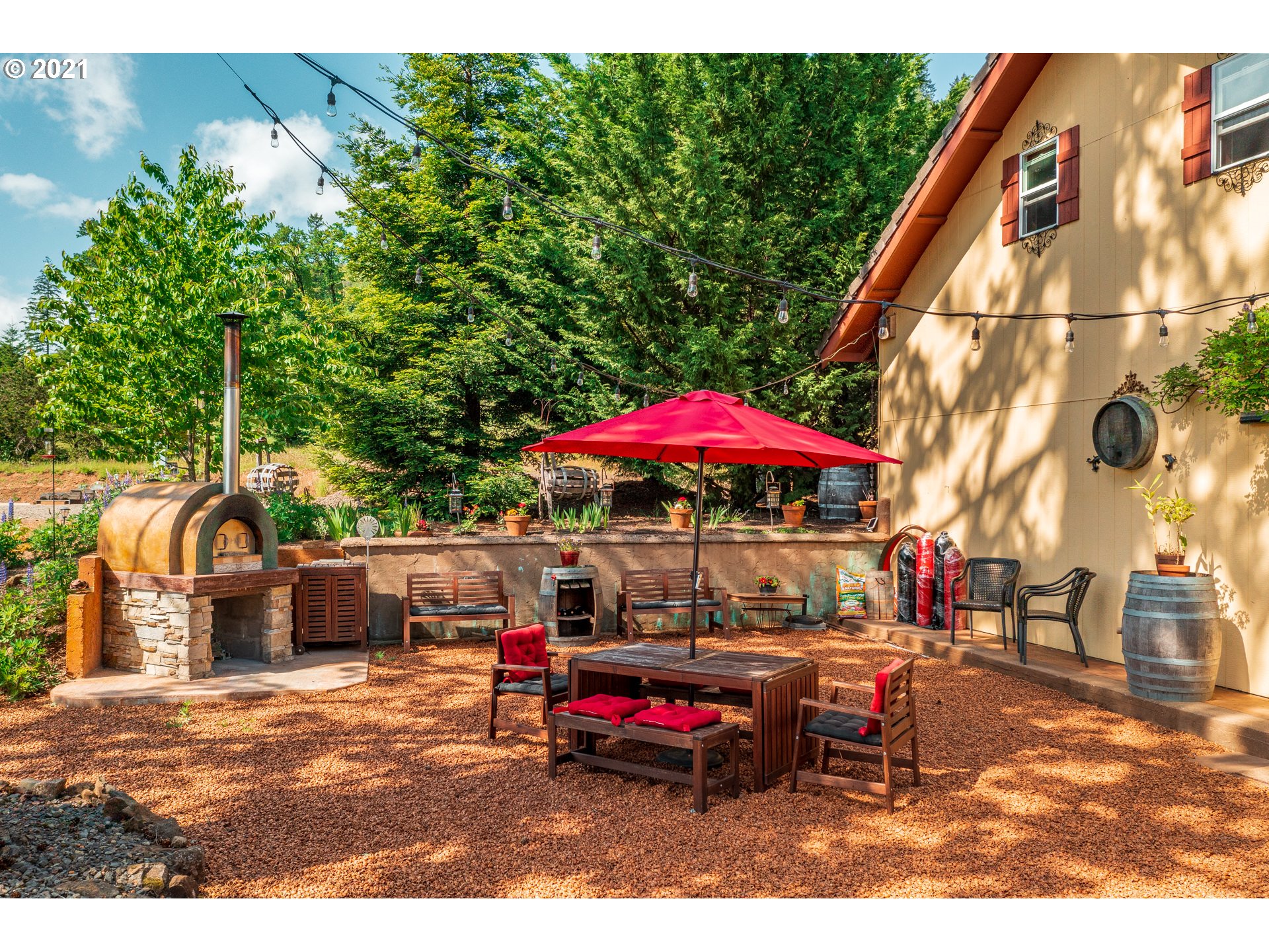 24015 Southwest Guenther Road Hillsboro, OR 97123 - Photo 4 of 32