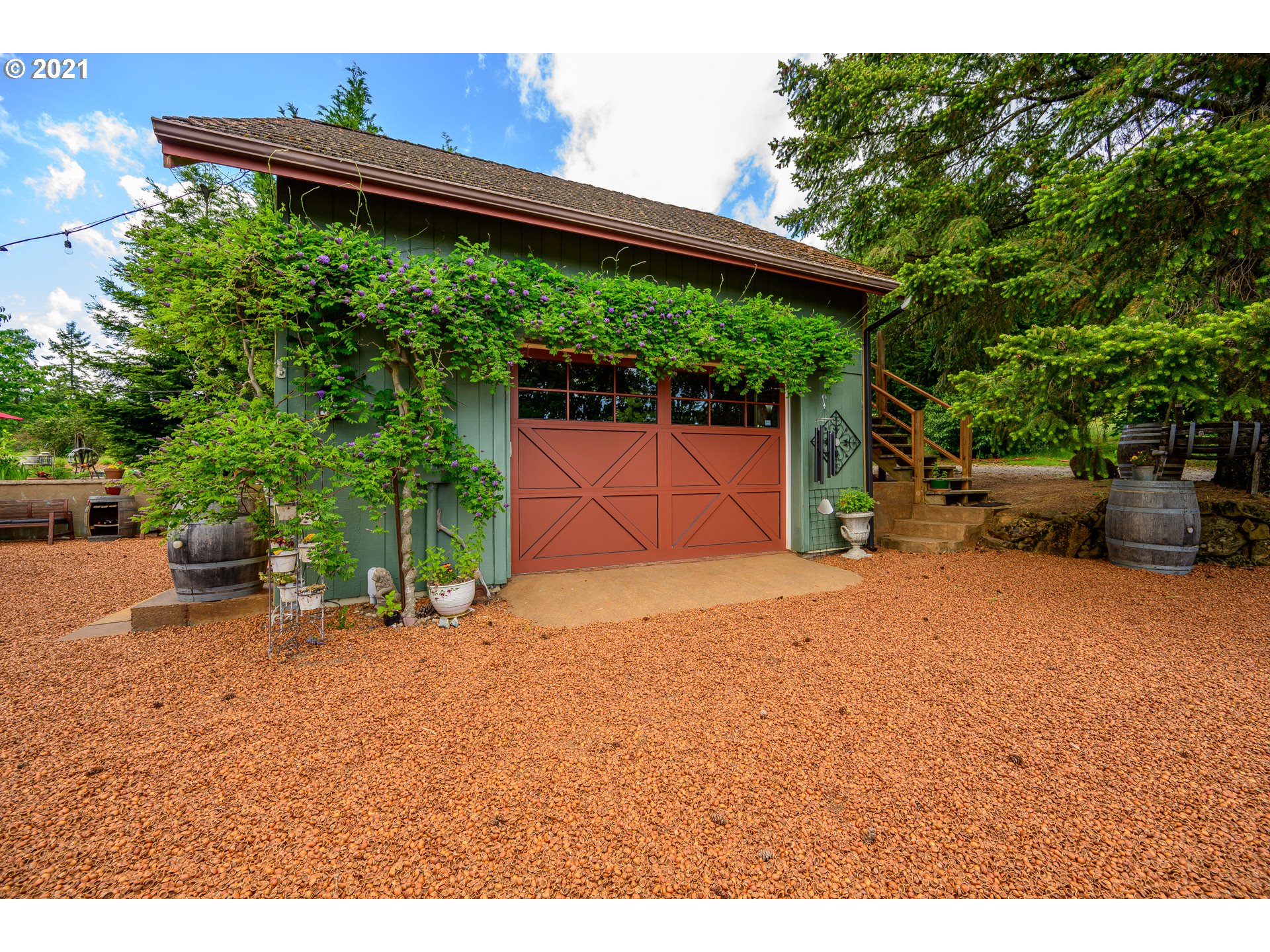24015 Southwest Guenther Road Hillsboro, OR 97123 - Photo 5 of 32