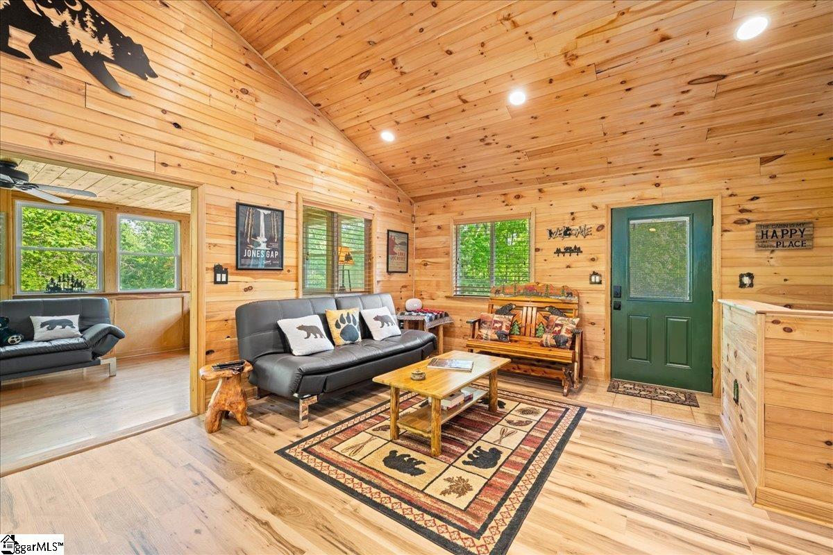 42 Durango Road Cleveland, SC 29635 - Photo 8 of 50