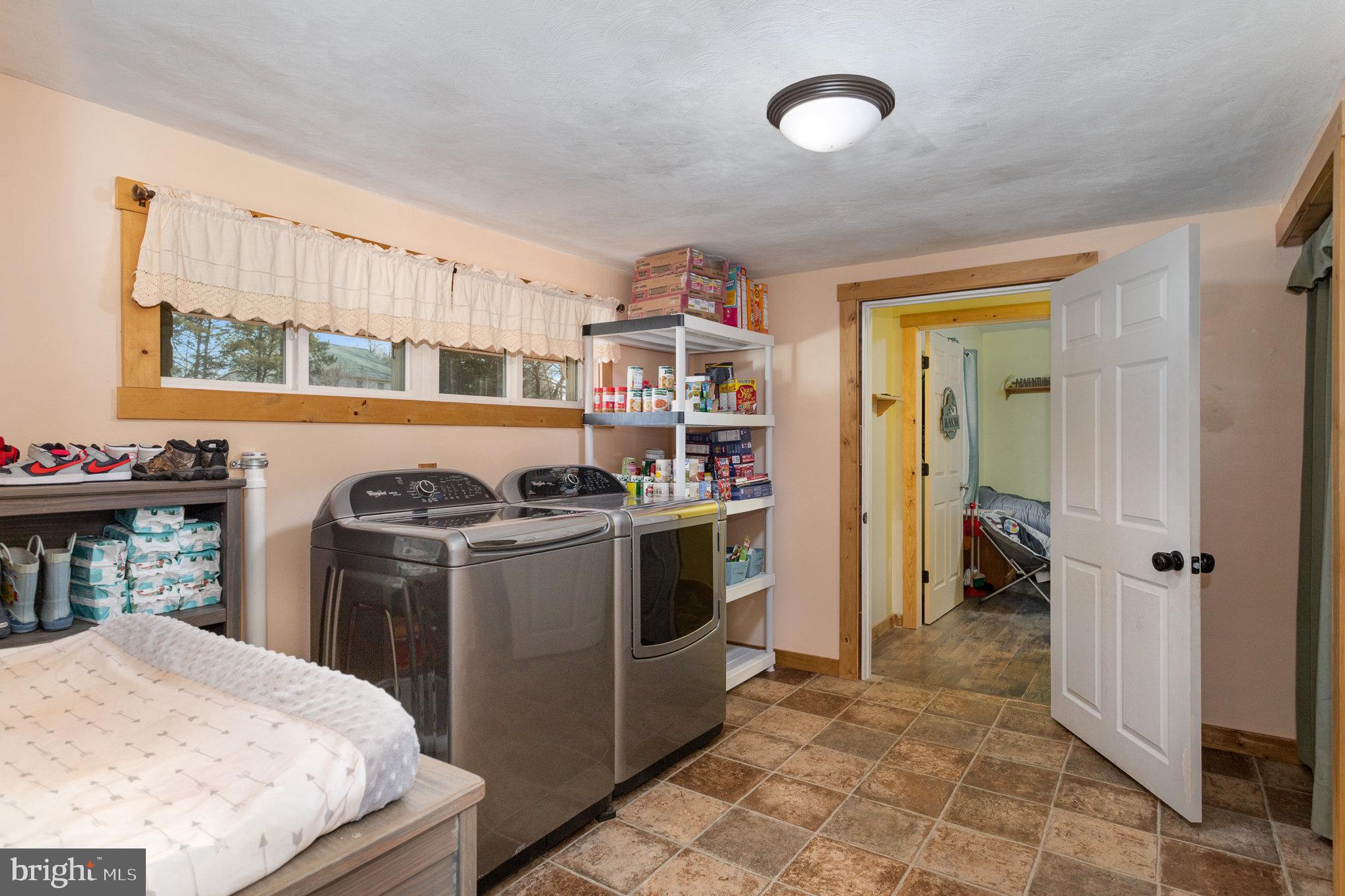 2300 Baker Road York, PA 17408 - Photo 14 of 38 Gallery Image 14