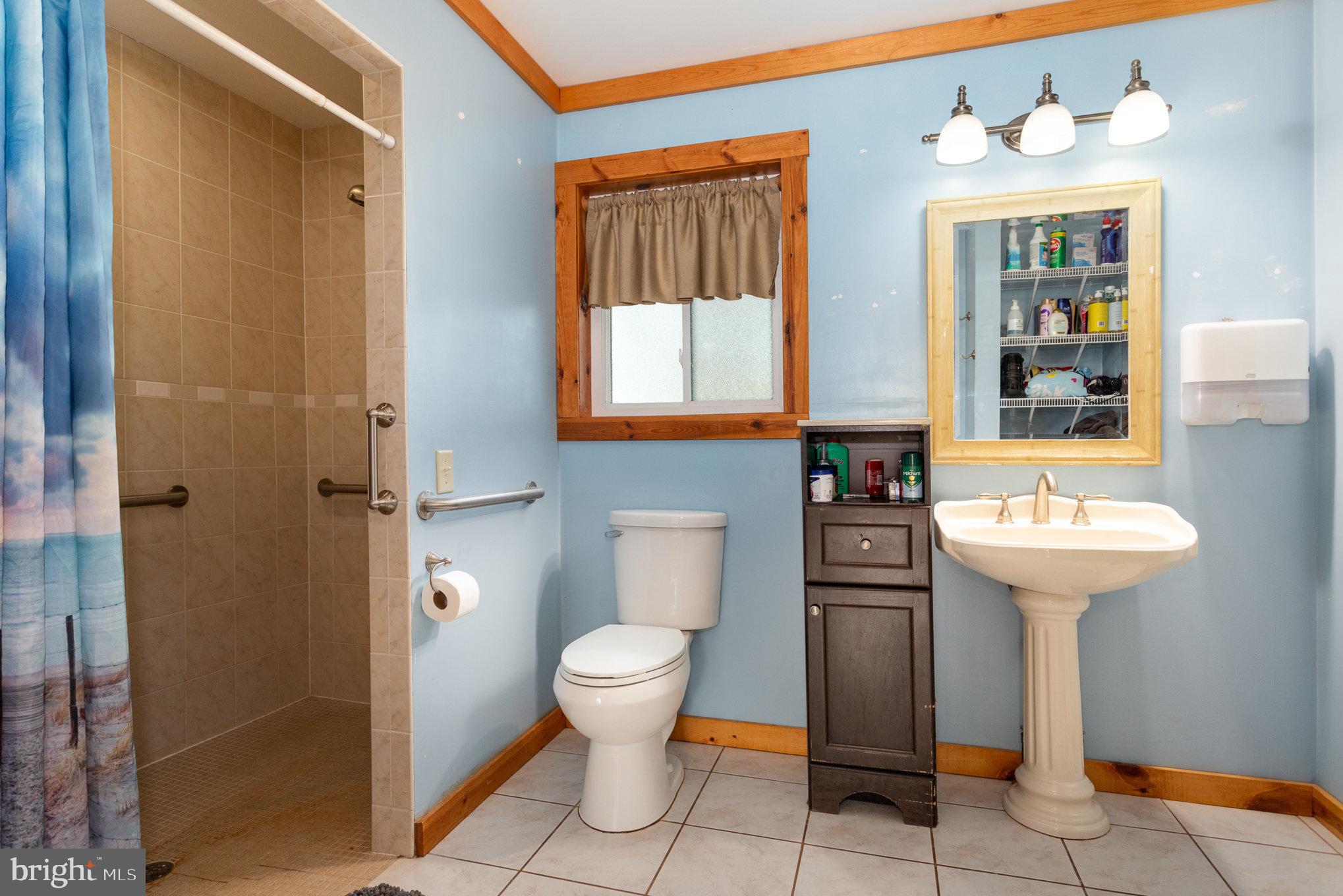 2300 Baker Road York, PA 17408 - Photo 28 of 38 Gallery Image 28
