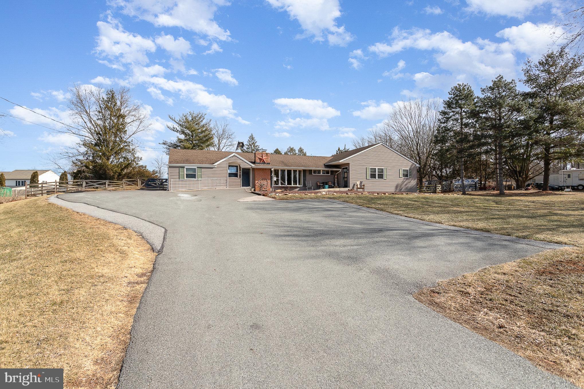 2300 Baker Road York, PA 17408 - Photo 3 of 38 Gallery Image 3