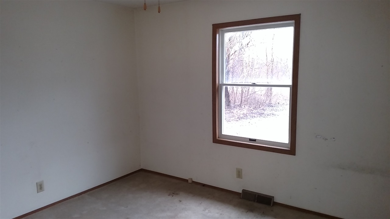 777 South Leaton Road Mount Pleasant, MI 48858 - Photo 16 of 26 1830391-15.JPG