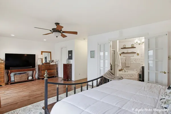 $859,000 | 3704 West Lake Shore Drive, Wonder Lake, IL 60097