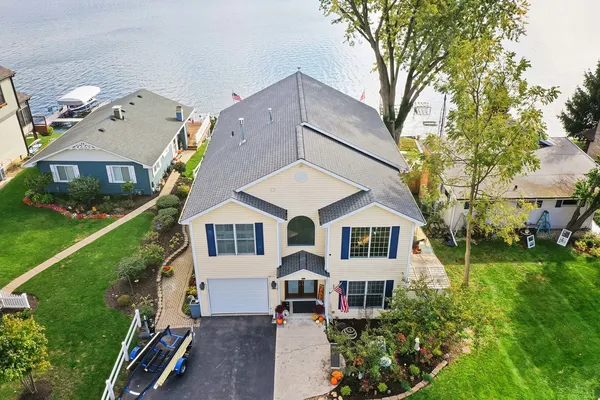 $859,000 | 3704 West Lake Shore Drive, Wonder Lake, IL 60097