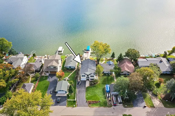 $859,000 | 3704 West Lake Shore Drive, Wonder Lake, IL 60097