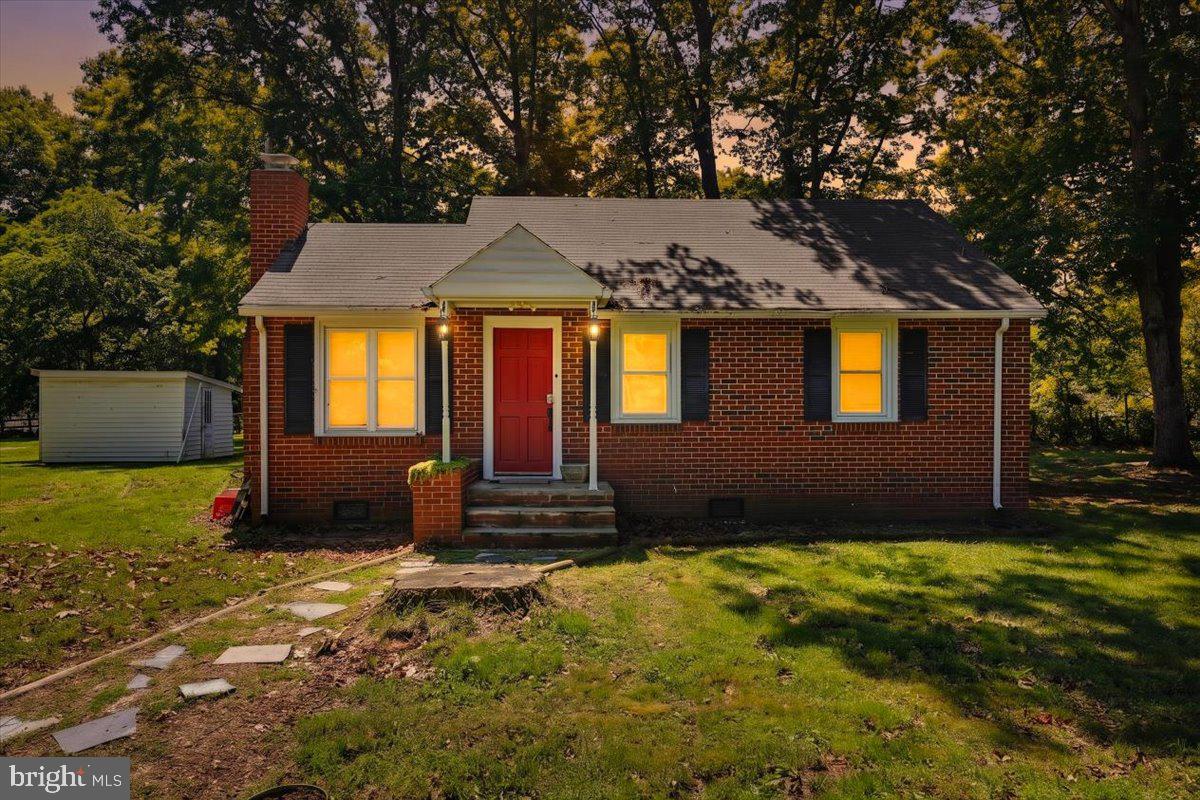 20322 Gum Tree Road Orange, VA 22960 - Photo 4 of 28 Charming brick home with inviting porch.