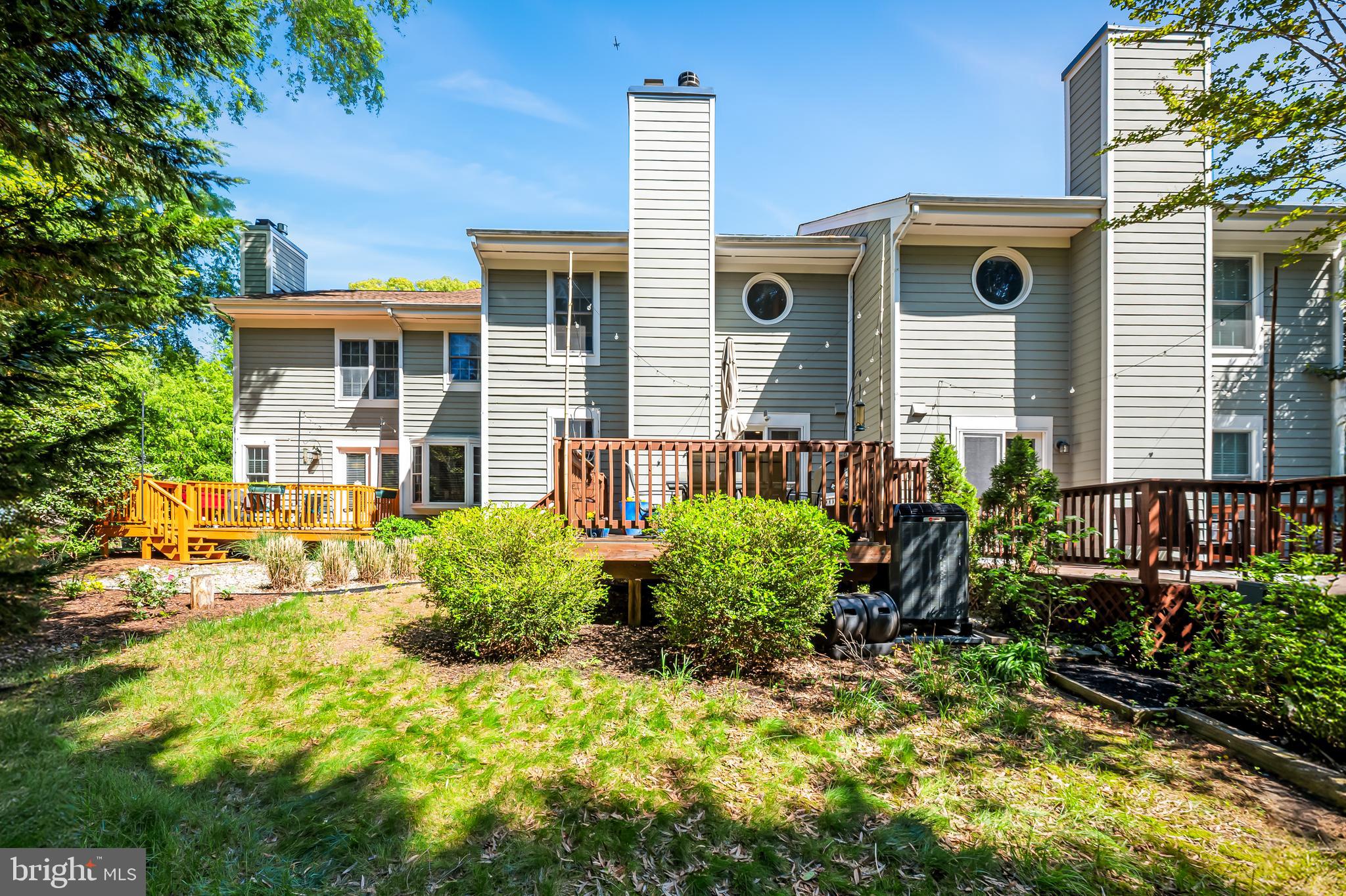 167 Spring Pl Way Annapolis, MD 21401 - Photo 38 of 38 a front view of a house with garden