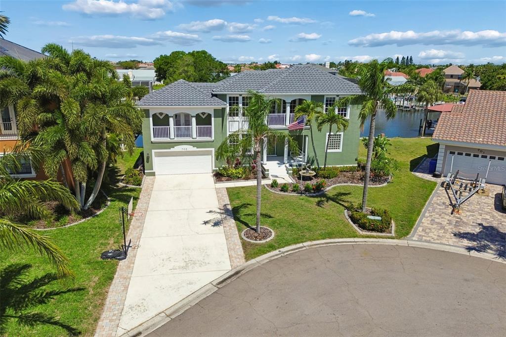 703 Bunker View Drive Apollo Beach, FL 33572 - Photo 48 of 49 a view of a house with backyard and sitting area