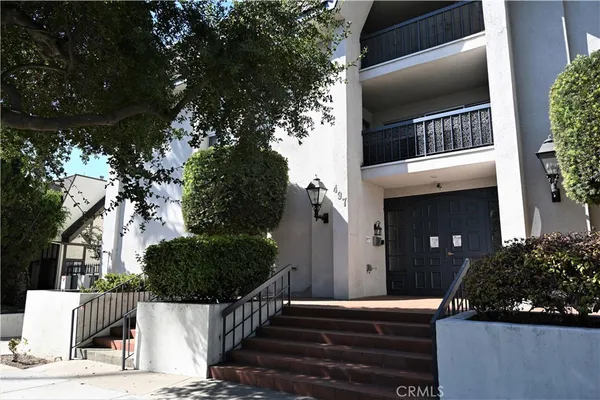 $2,795 | 497 South El Molino Avenue, Unit 306, Pasadena, CA 91101