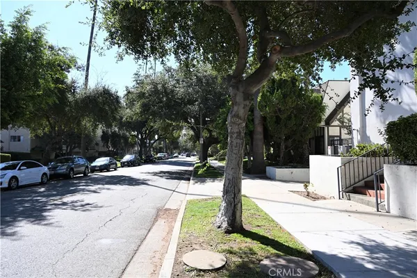 $2,795 | 497 South El Molino Avenue, Unit 306, Pasadena, CA 91101