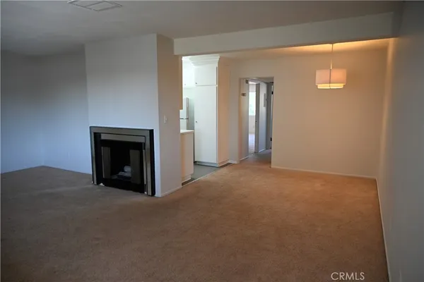 $2,795 | 497 South El Molino Avenue, Unit 306, Pasadena, CA 91101