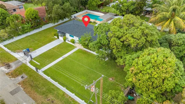 $824,900 | 1445 Northeast 147th Street, Miami, FL 33161