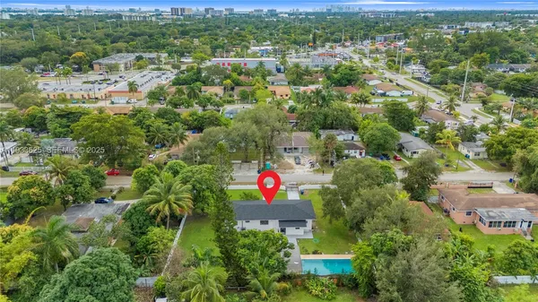 $824,900 | 1445 Northeast 147th Street, Miami, FL 33161