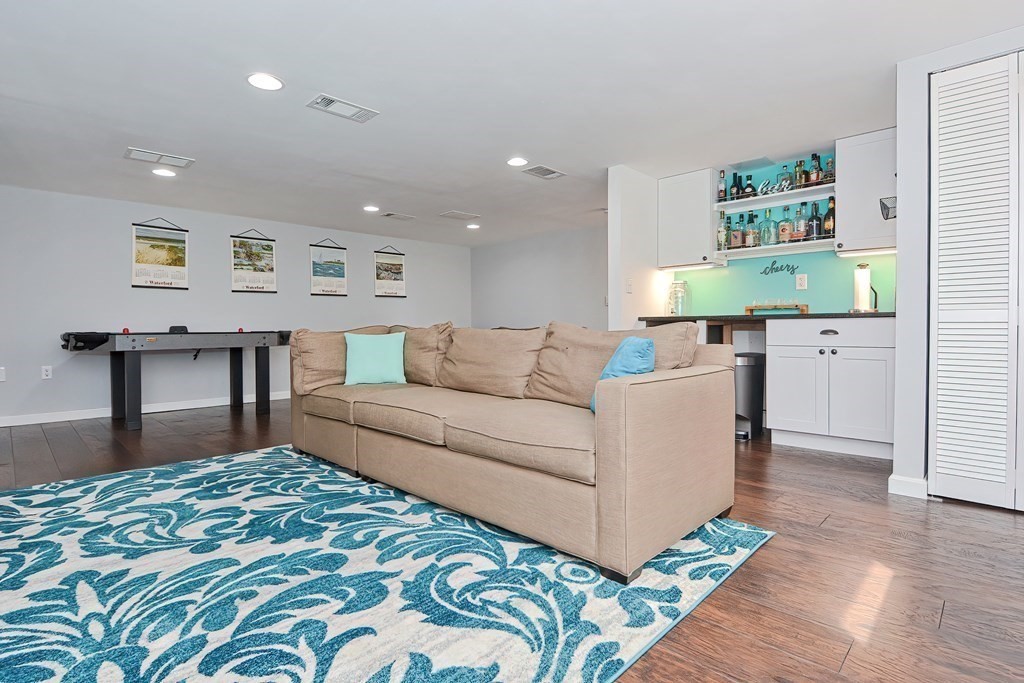 4 Superior Drive Hudson, MA 01749 - Photo 26 of 37