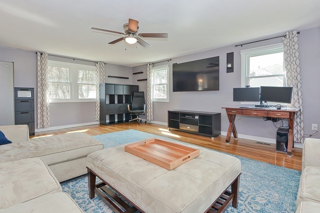 4 Superior Drive Hudson, MA 01749 - Photo 3 of 37