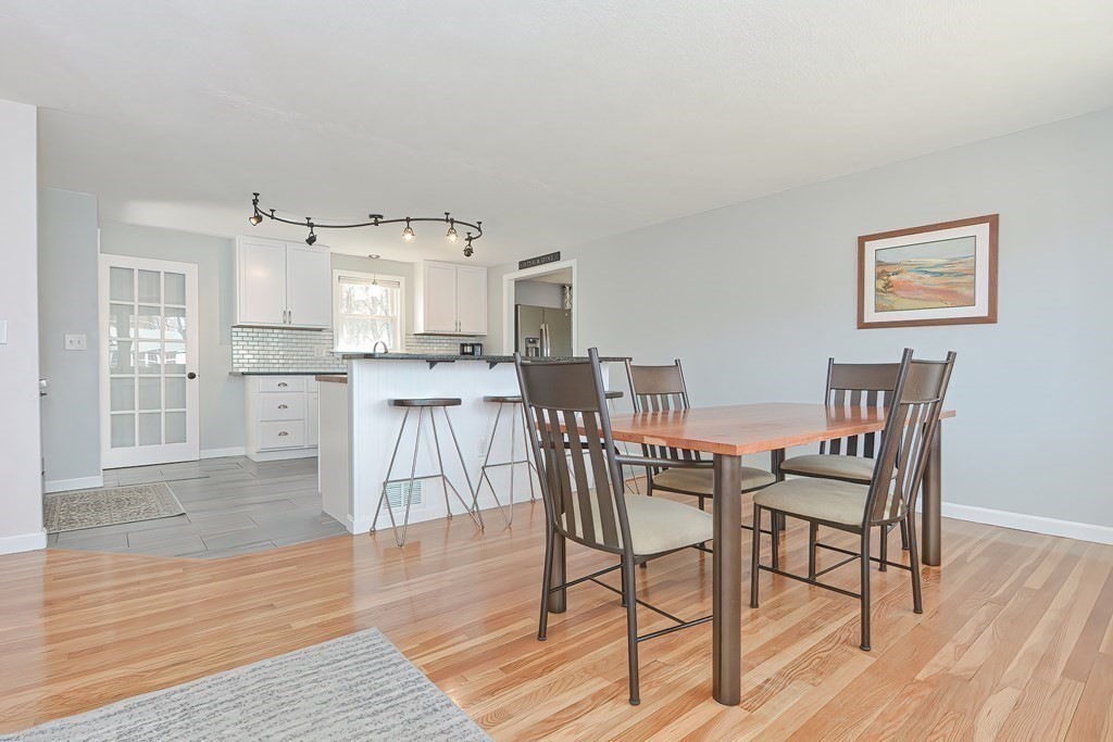 4 Superior Drive Hudson, MA 01749 - Photo 6 of 37