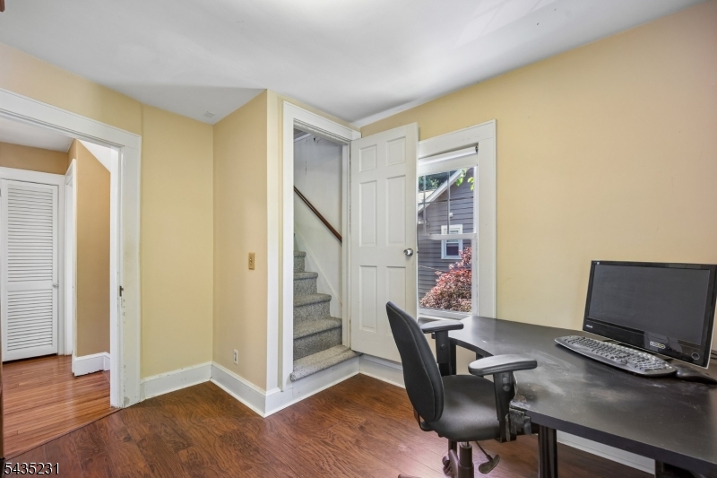 76 Meadowbrook Road Short Hills, NJ 07078 - Photo 16 of 18