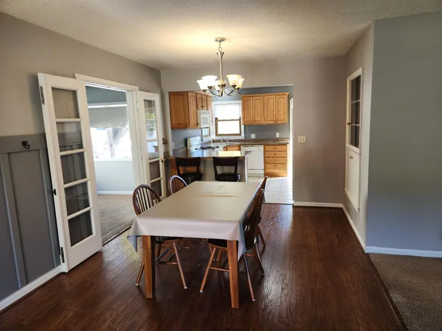 $240,000 | 902 Clausen Avenue, Albert Lea, MN 56007