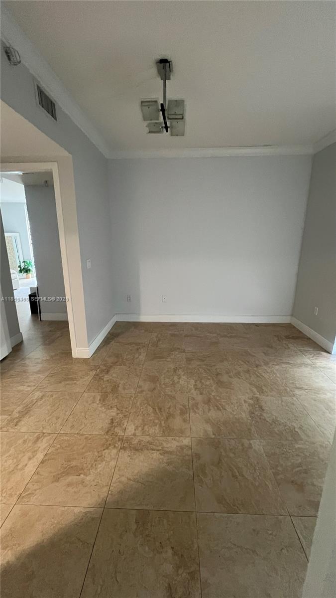 185 Southwest 7th Street, Unit 2202 Miami, FL 33130 - Photo 15 of 36 a view of a room