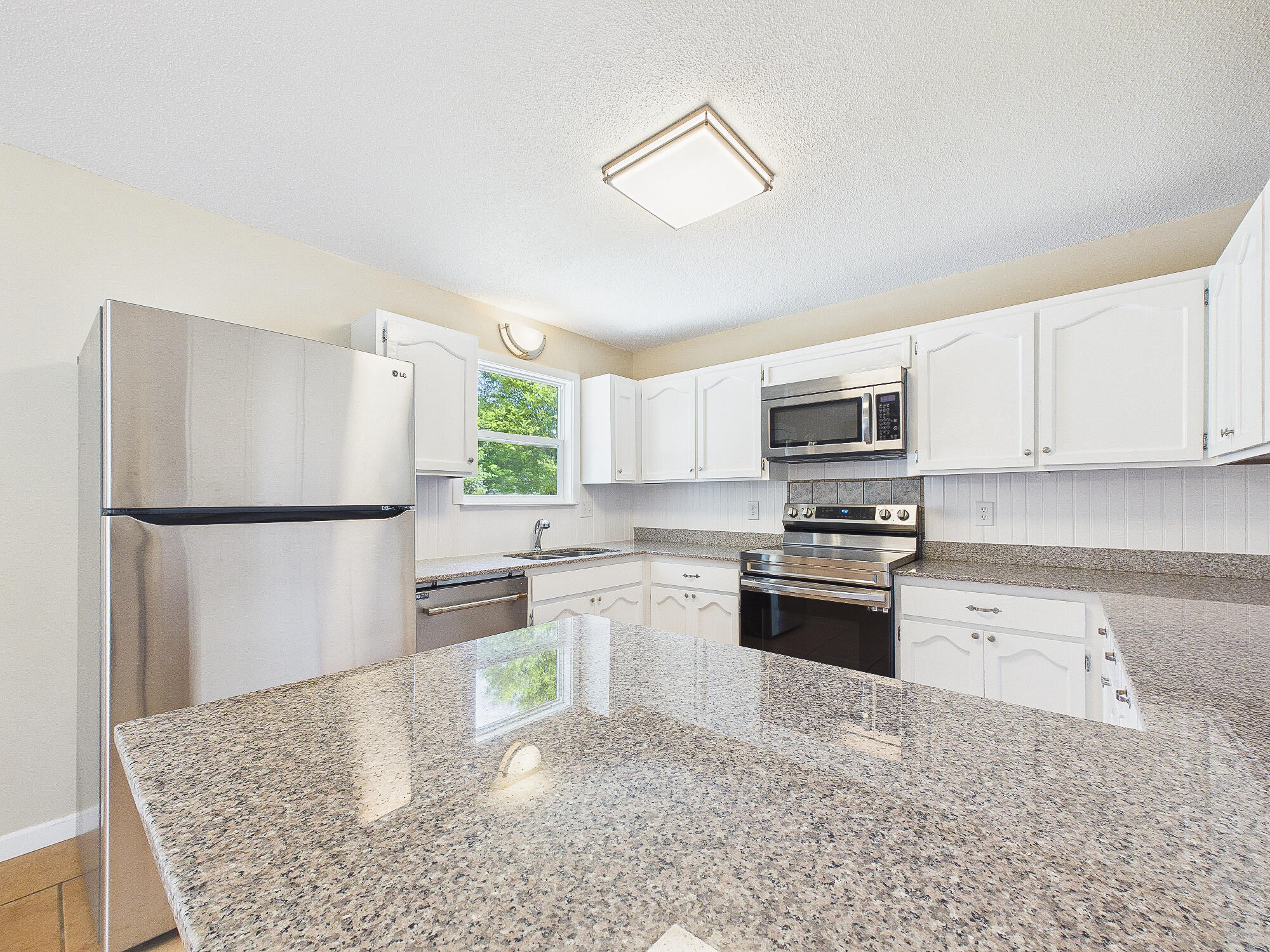 3284 Fairview Avenue Crestview, FL 32539 - Photo 14 of 32 Kitchen
