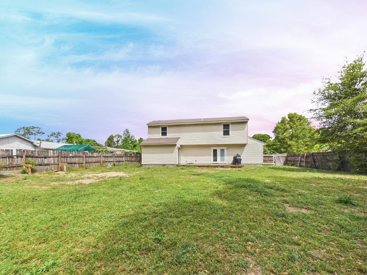 3284 Fairview Avenue Crestview, FL 32539 - Photo 2 of 32 Back