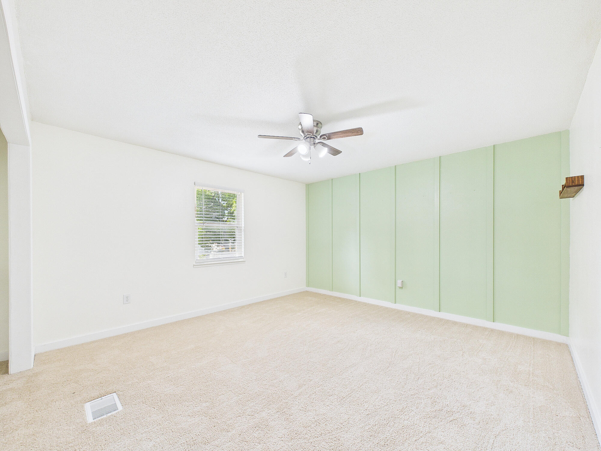 3284 Fairview Avenue Crestview, FL 32539 - Photo 22 of 32 Bedroom