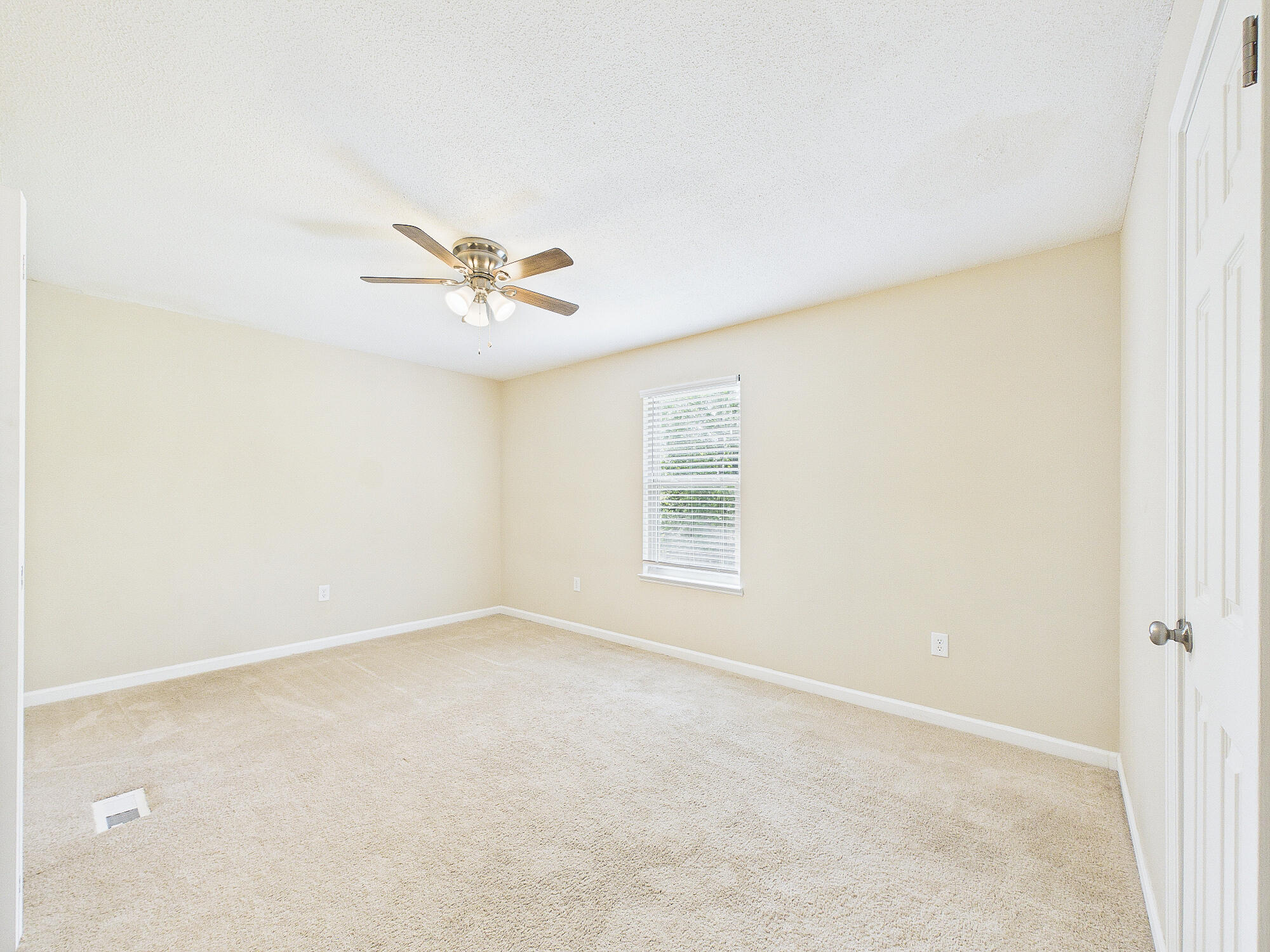 3284 Fairview Avenue Crestview, FL 32539 - Photo 25 of 32 Bedroom