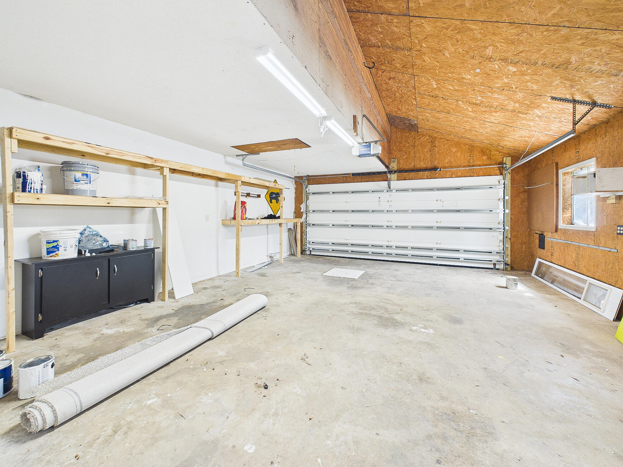 3284 Fairview Avenue Crestview, FL 32539 - Photo 27 of 32 Garage