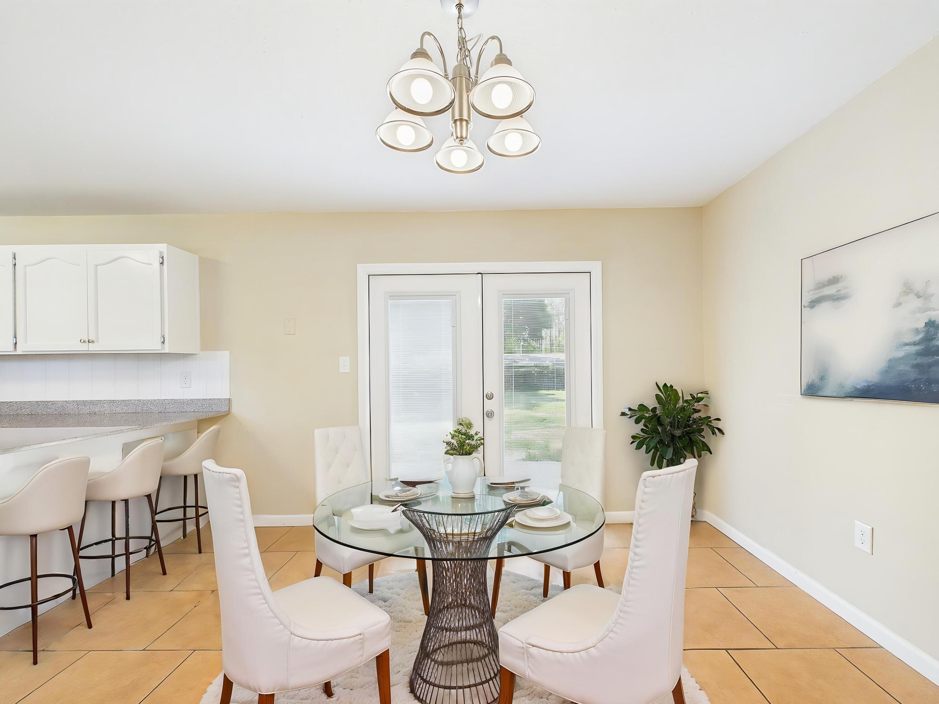 3284 Fairview Avenue Crestview, FL 32539 - Photo 5 of 32 Dining Room