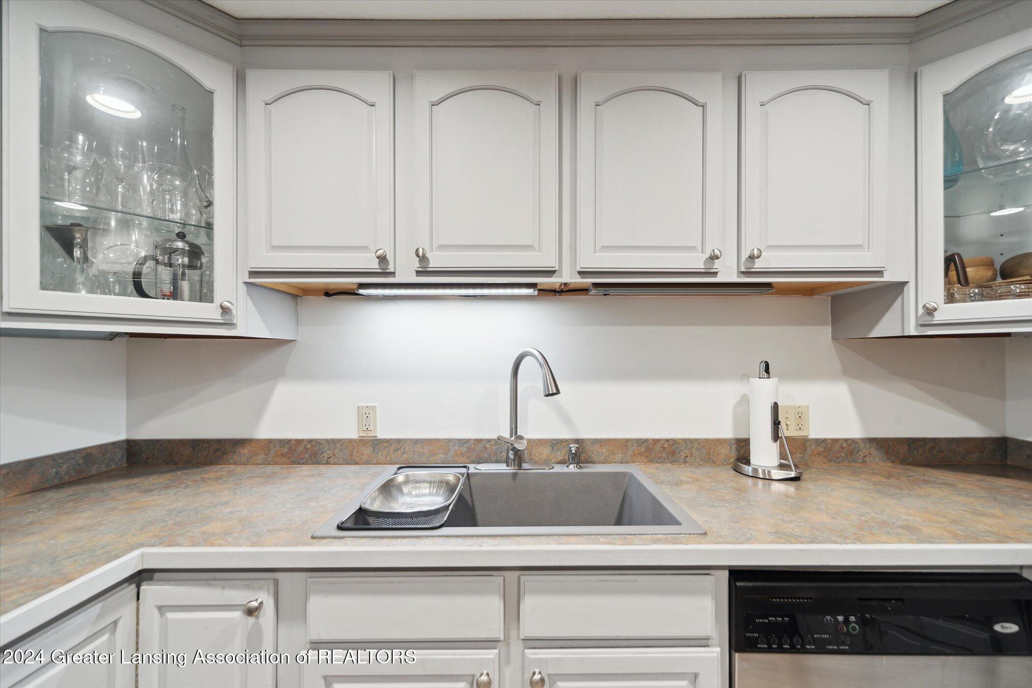 1341 Turner Road Lansing, MI 48906 - Photo 13 of 29 13-1341-Turner-Rd-Lansing-MI-48906-Windo