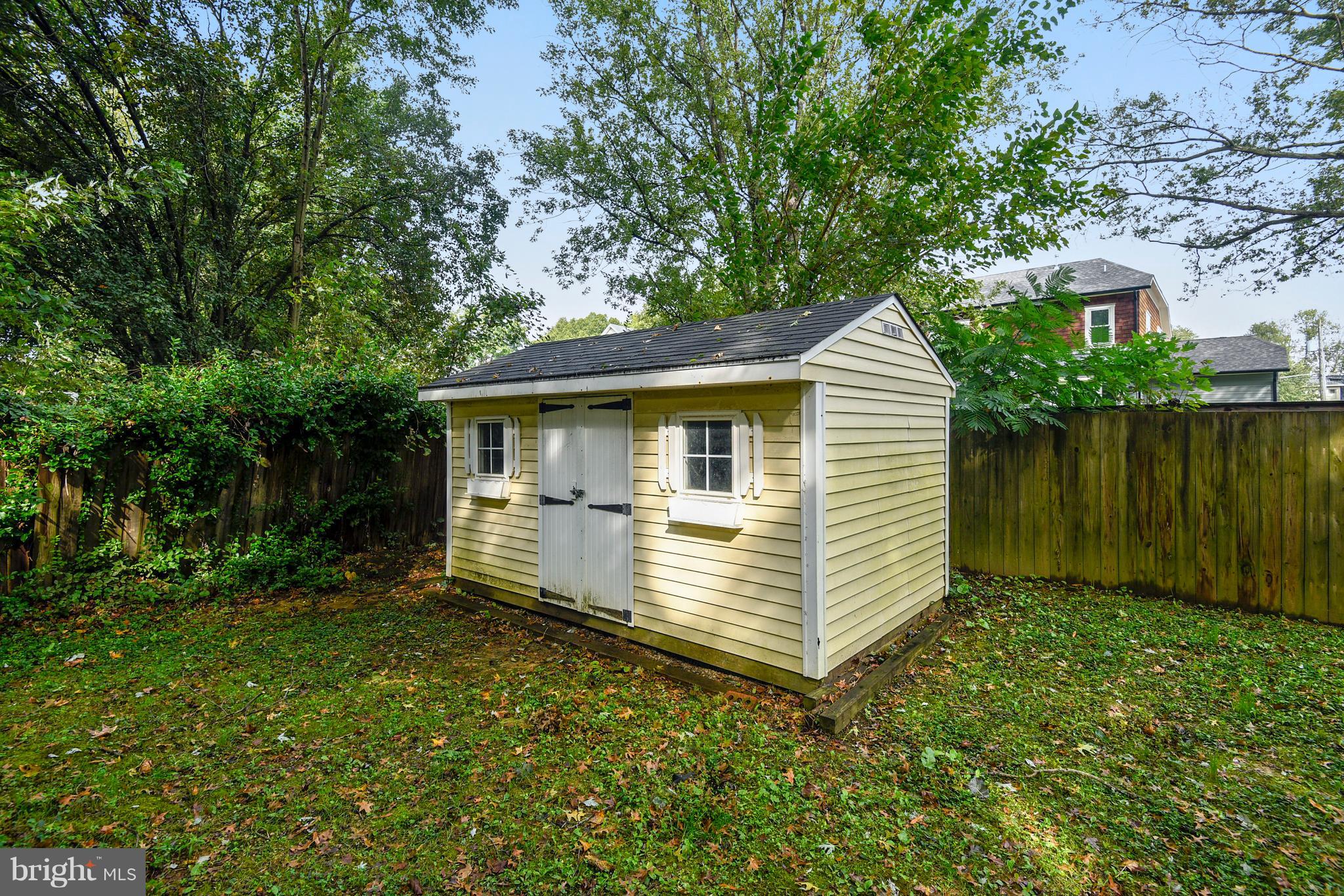 8915 Fort Hunt Road Alexandria, VA 22308 - Photo 28 of 30 Shed