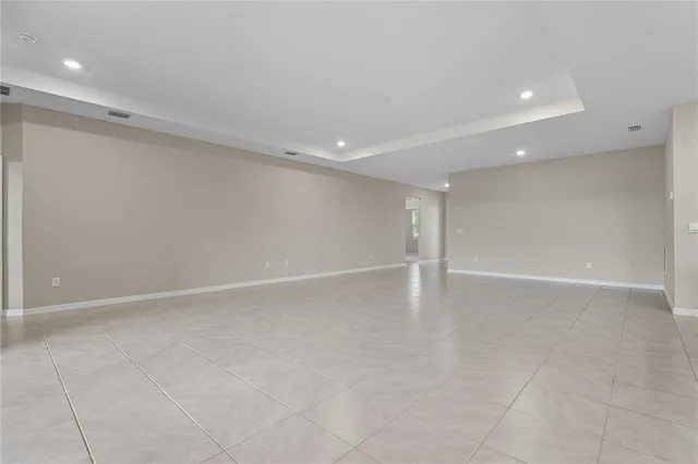 $2,700 | 13811 Whiskey Daisy Drive, Dade City, FL 33525