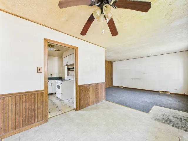 $199,900 | 4628 1st Avenue, Lyons, IL 60534