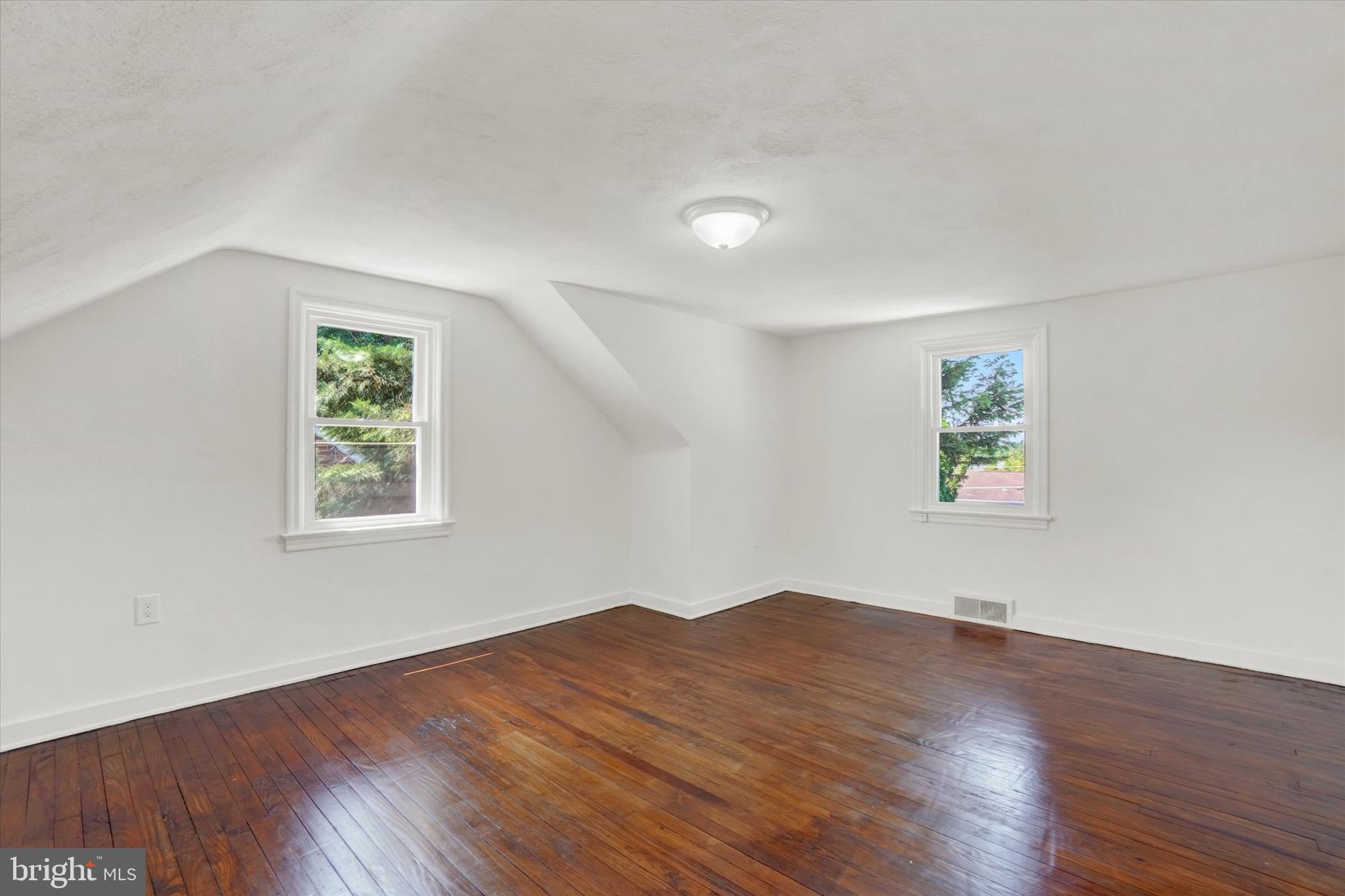 304 Greystone Road York, PA 17402 - Photo 20 of 28 Gallery Image 20