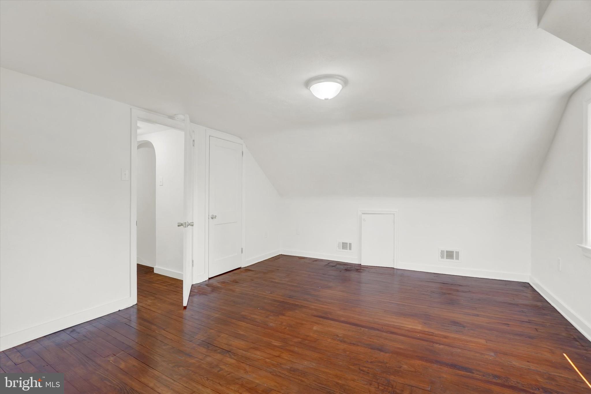 304 Greystone Road York, PA 17402 - Photo 21 of 28 Gallery Image 21