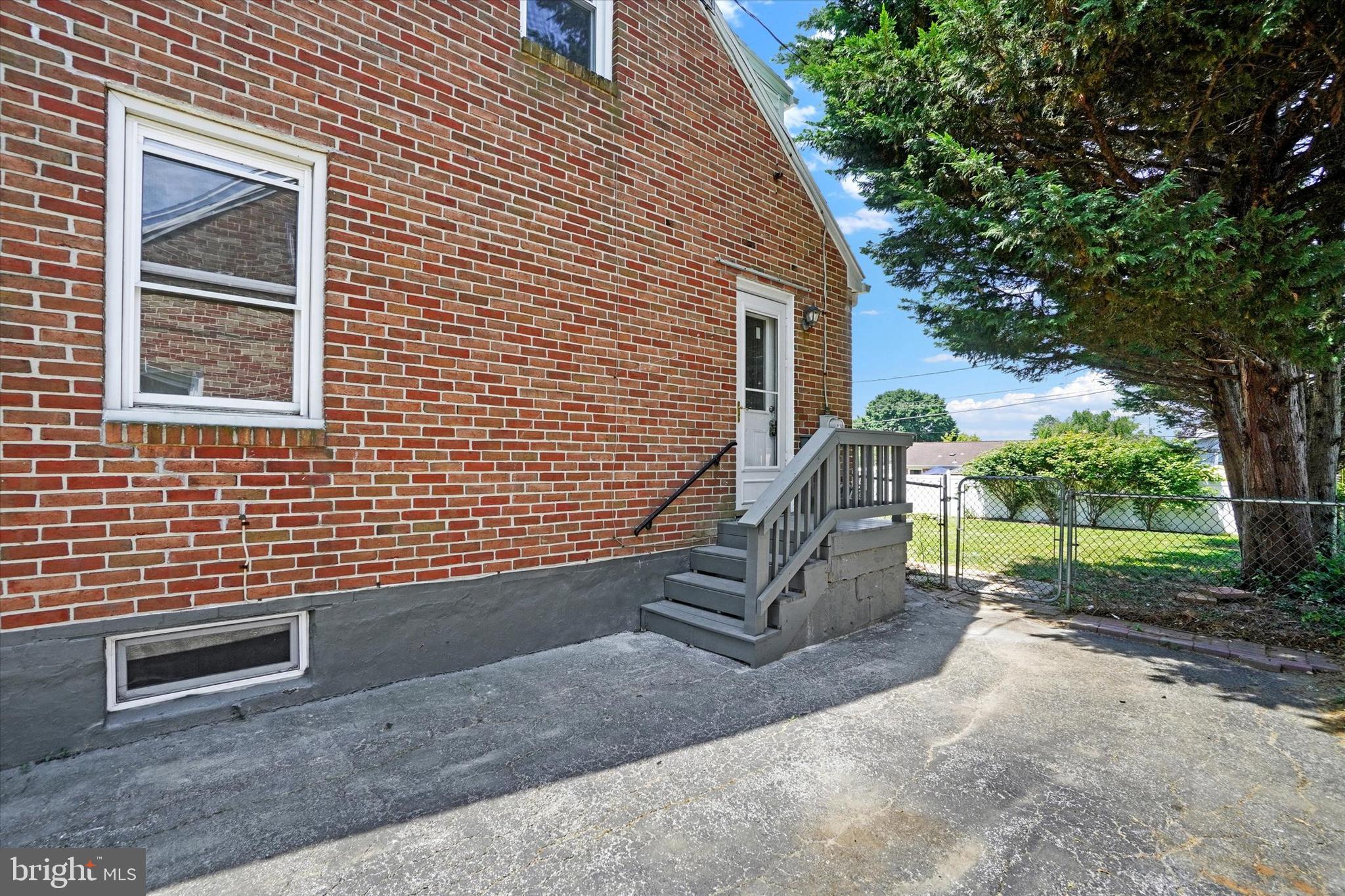 304 Greystone Road York, PA 17402 - Photo 26 of 28 Gallery Image 26