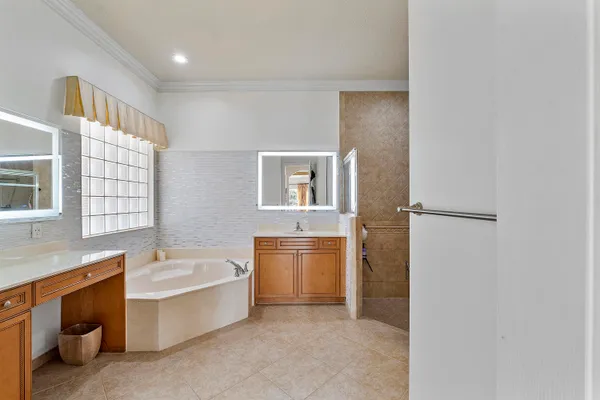 $815,000 | 9556 Cobblestone Creek Drive, Boynton Beach, FL 33472