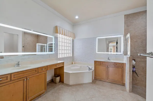 $815,000 | 9556 Cobblestone Creek Drive, Boynton Beach, FL 33472