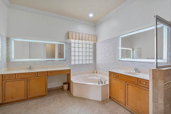 $815,000 | 9556 Cobblestone Creek Drive, Boynton Beach, FL 33472