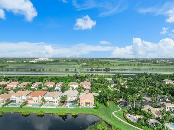 $815,000 | 9556 Cobblestone Creek Drive, Boynton Beach, FL 33472