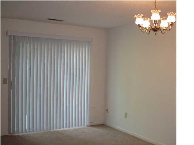 4749 Linfield Lane North Charleston, SC 29418 - Photo 3 of 4 4749 Linfield Ln 772010 b