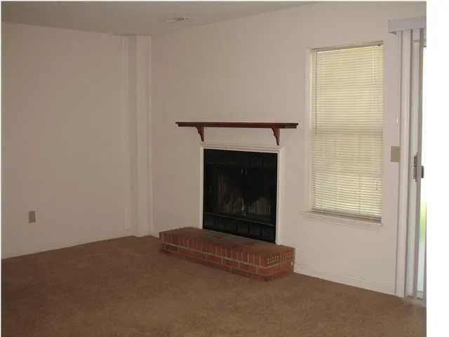 $1,350 | 4749 Linfield Lane, North Charleston, SC 29418