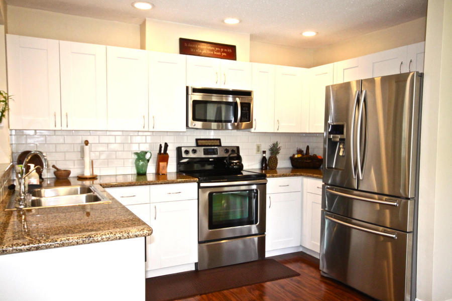 18889 Mariner Inlet Drive Boca Raton, FL 33498 - Photo 7 of 16 Kitchen 2