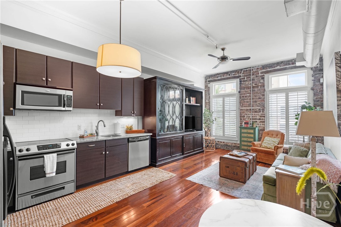 310 West Broughton Street, Unit 2012 Savannah, GA 31401 - Photo 6 of 15